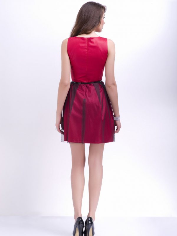Natalie dress in red with black